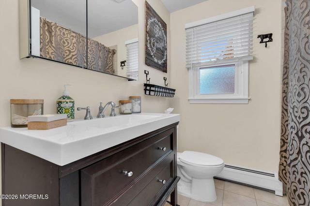 21 Wayside Drive, Brick, NJ 08724