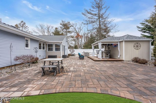 21 Wayside Drive, Brick, NJ 08724