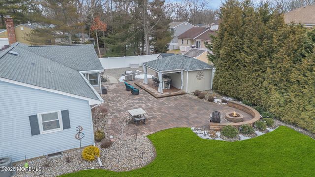 21 Wayside Drive, Brick, NJ 08724