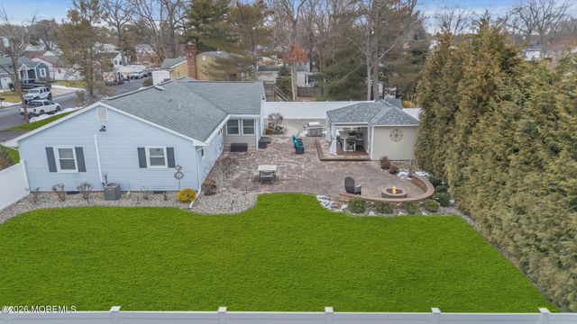 21 Wayside Drive, Brick, NJ 08724