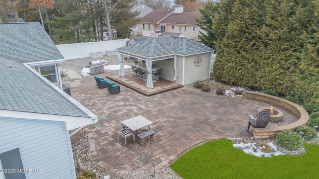 21 Wayside Drive, Brick, NJ 08724