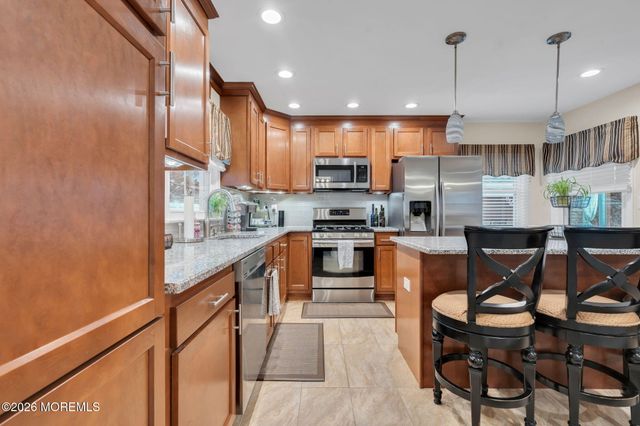 21 Wayside Drive, Brick, NJ 08724