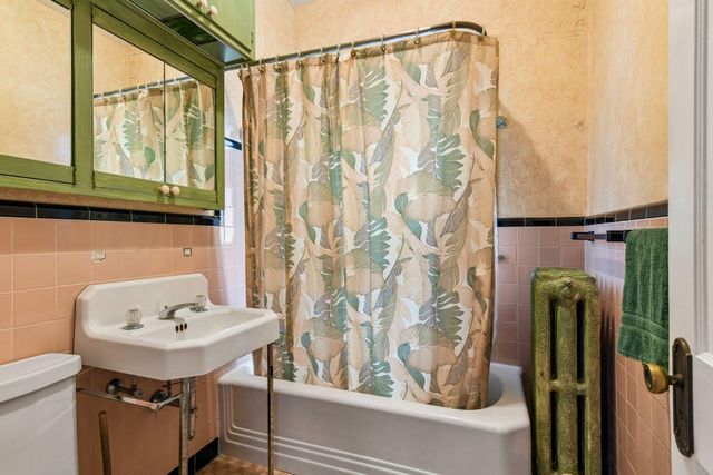 3844 Garfield Avenue, Minneapolis, MN 55409