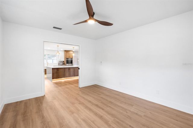 13325 GOLF CREST CIRCLE, Tampa, FL 33618