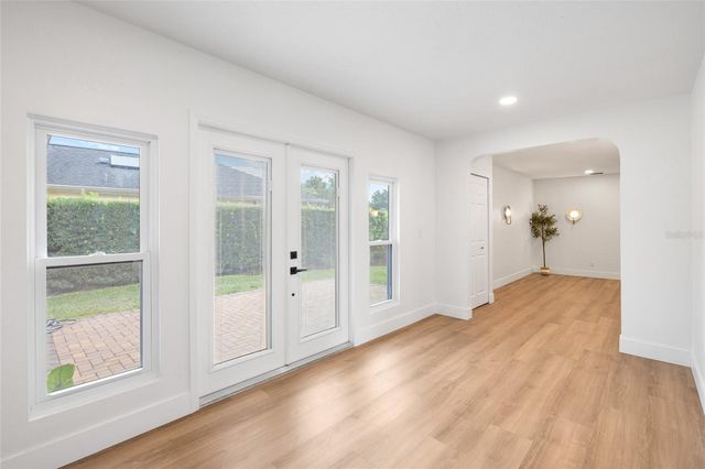 13325 GOLF CREST CIRCLE, Tampa, FL 33618