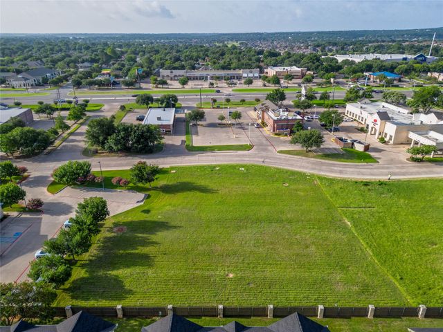 1100 Crawford Avenue, Granbury, TX 76048