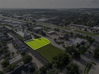 1100 Crawford Avenue, Granbury, TX 76048