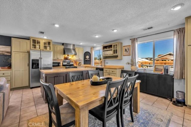 7429 Maude Adams, 29 Palms, CA 92277