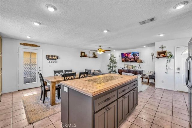 7429 Maude Adams, 29 Palms, CA 92277