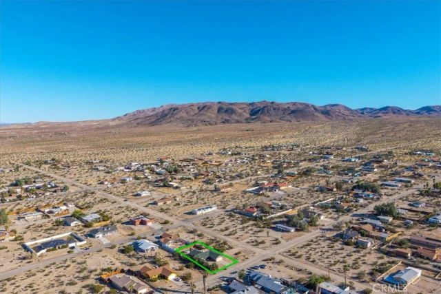 7429 Maude Adams, 29 Palms, CA 92277