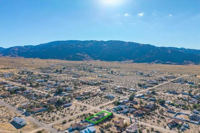 7429 Maude Adams, 29 Palms, CA 92277