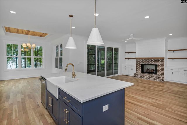 701 Peninsula Drive, Prosperity, SC 29127