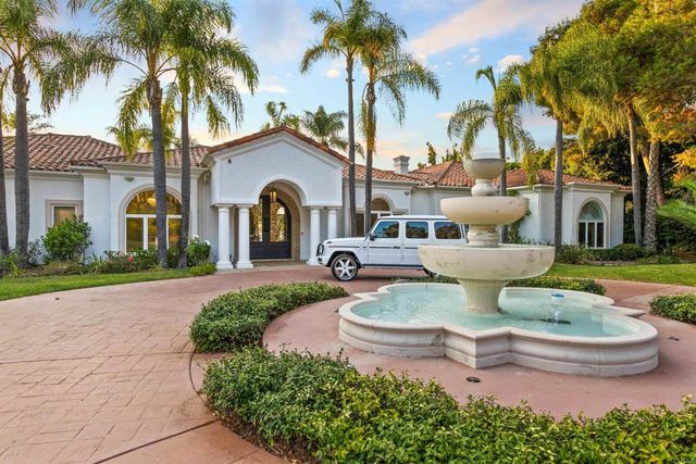 6998 Rancho La Cima, Rancho Santa Fe, CA 92067