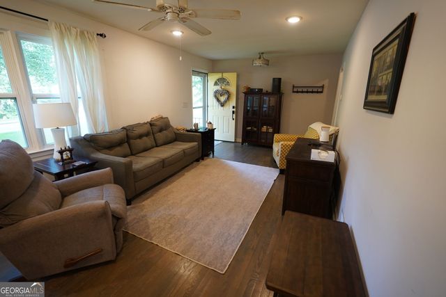91 Hurt Road SE, Smyrna, GA 30082