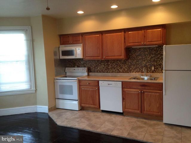 1449 POWELL ST, Norristown, PA 19401