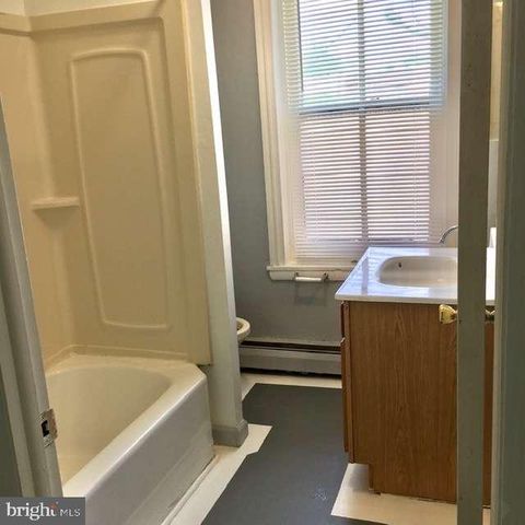 1449 POWELL ST, Norristown, PA 19401