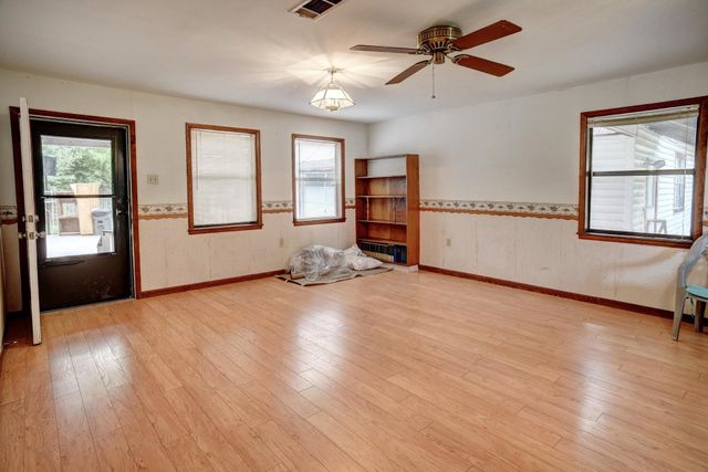 907 N State Highway 95 Highway N, Bastrop, TX 78602