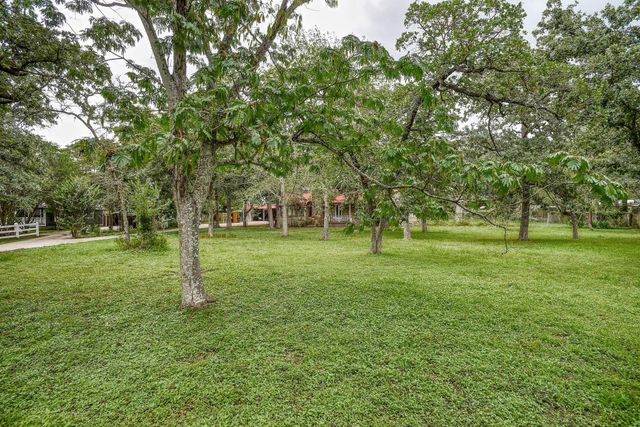 907 N State Highway 95 Highway N, Bastrop, TX 78602