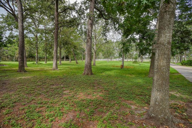 907 N State Highway 95 Highway N, Bastrop, TX 78602