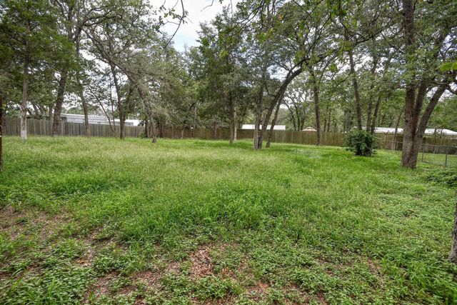 907 N State Highway 95 Highway N, Bastrop, TX 78602