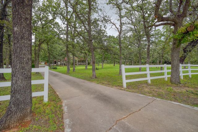 907 N State Highway 95 Highway N, Bastrop, TX 78602