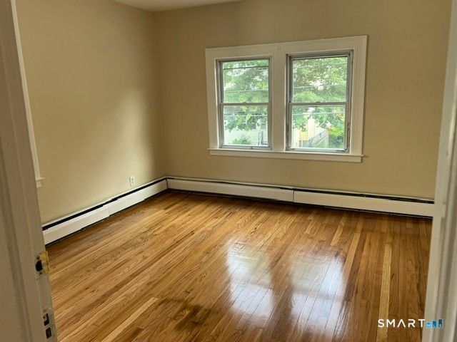 27 Arnold Street, Hartford, CT 06106
