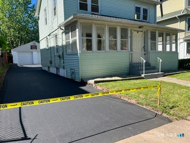 27 Arnold Street, Hartford, CT 06106