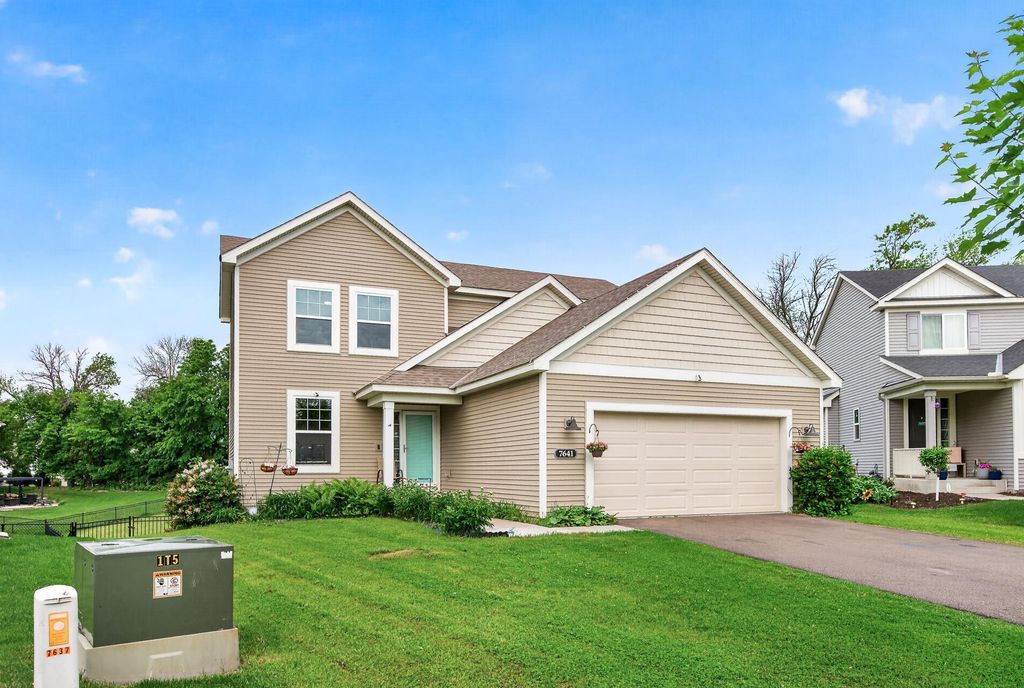 7641 Palmgren Avenue NE, Elk River, MN 55330