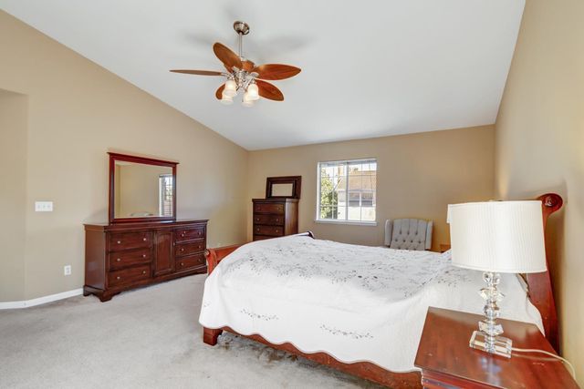 2228 Cermak Way, Elk Grove, CA 95758