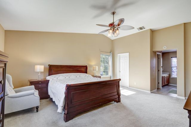 2228 Cermak Way, Elk Grove, CA 95758