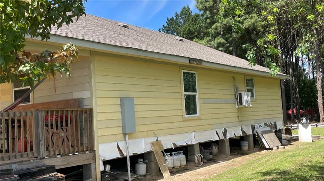 652 County Road 5005, Cleveland, TX 77327