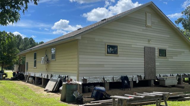 652 County Road 5005, Cleveland, TX 77327