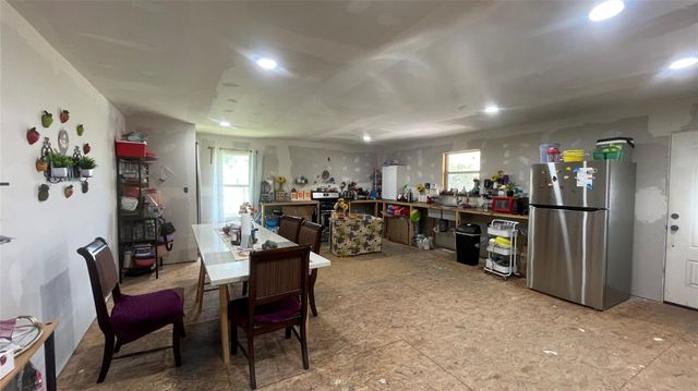 652 County Road 5005, Cleveland, TX 77327
