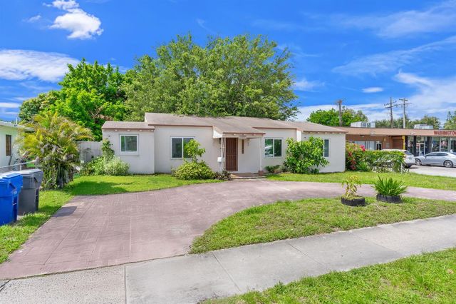 2126 Washington Street, Hollywood, FL 33020