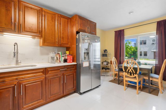 2126 Washington Street, Hollywood, FL 33020