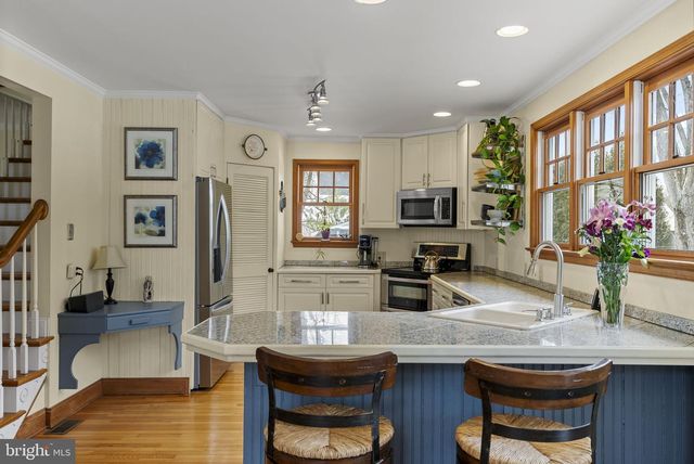 611 NEW ALBANY RD, Moorestown, NJ 08057