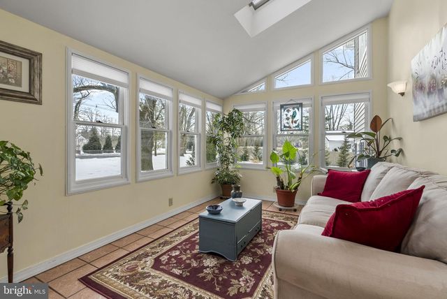 611 NEW ALBANY RD, Moorestown, NJ 08057