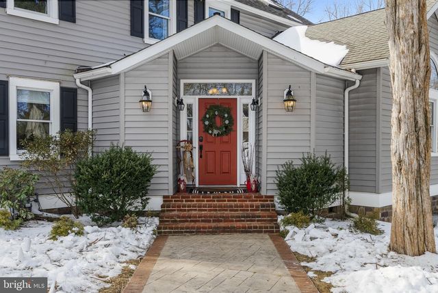 611 NEW ALBANY RD, Moorestown, NJ 08057