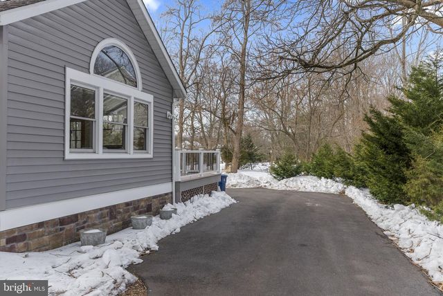 611 NEW ALBANY RD, Moorestown, NJ 08057