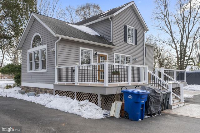 611 NEW ALBANY RD, Moorestown, NJ 08057