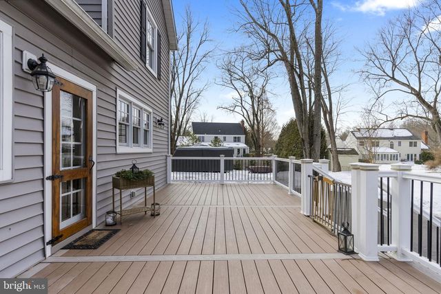 611 NEW ALBANY RD, Moorestown, NJ 08057