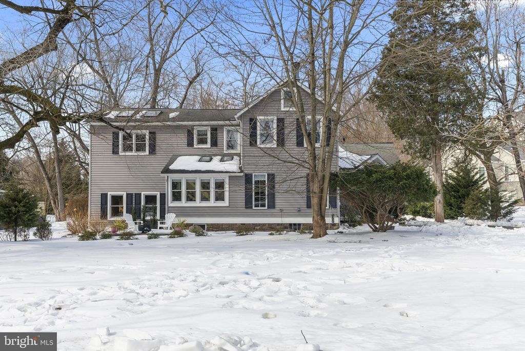 611 NEW ALBANY RD, Moorestown, NJ 08057