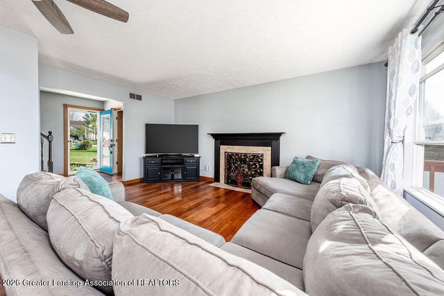 614 Remway Street 1o, Potterville, MI 48876