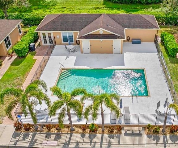 4810 TURNBERRY CIRCLE, North Port, FL 34288