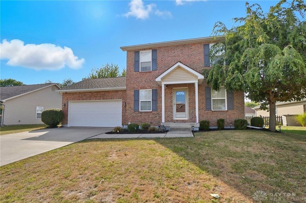 1760 Hunters Ridge Drive, Troy, OH 45373