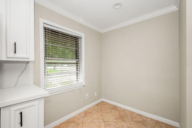 5037 W 43rd Street, Houston, TX 77092