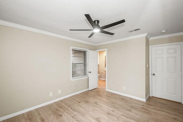 5037 W 43rd Street, Houston, TX 77092