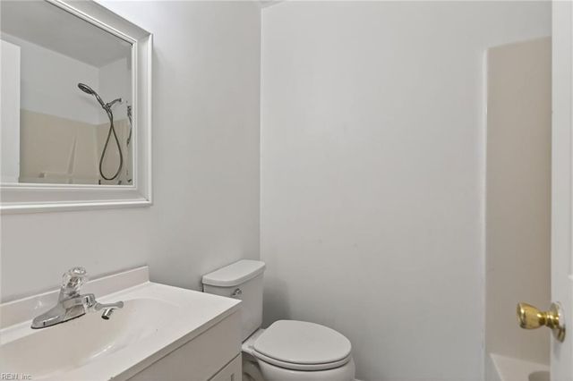 305 Civil Ct Apt D, Newport News, VA 23608