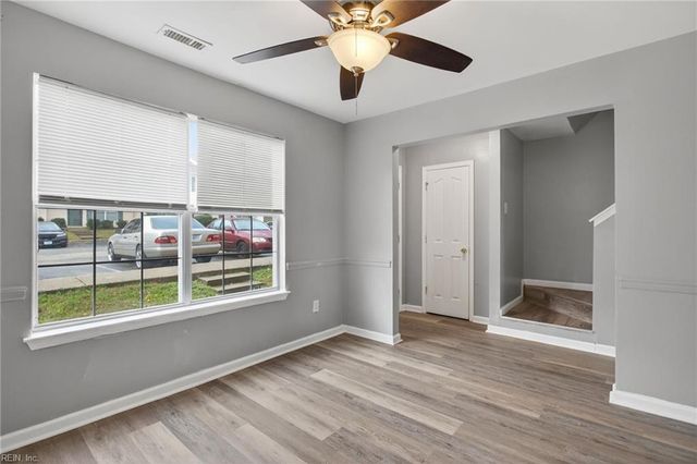 305 Civil Ct Apt D, Newport News, VA 23608