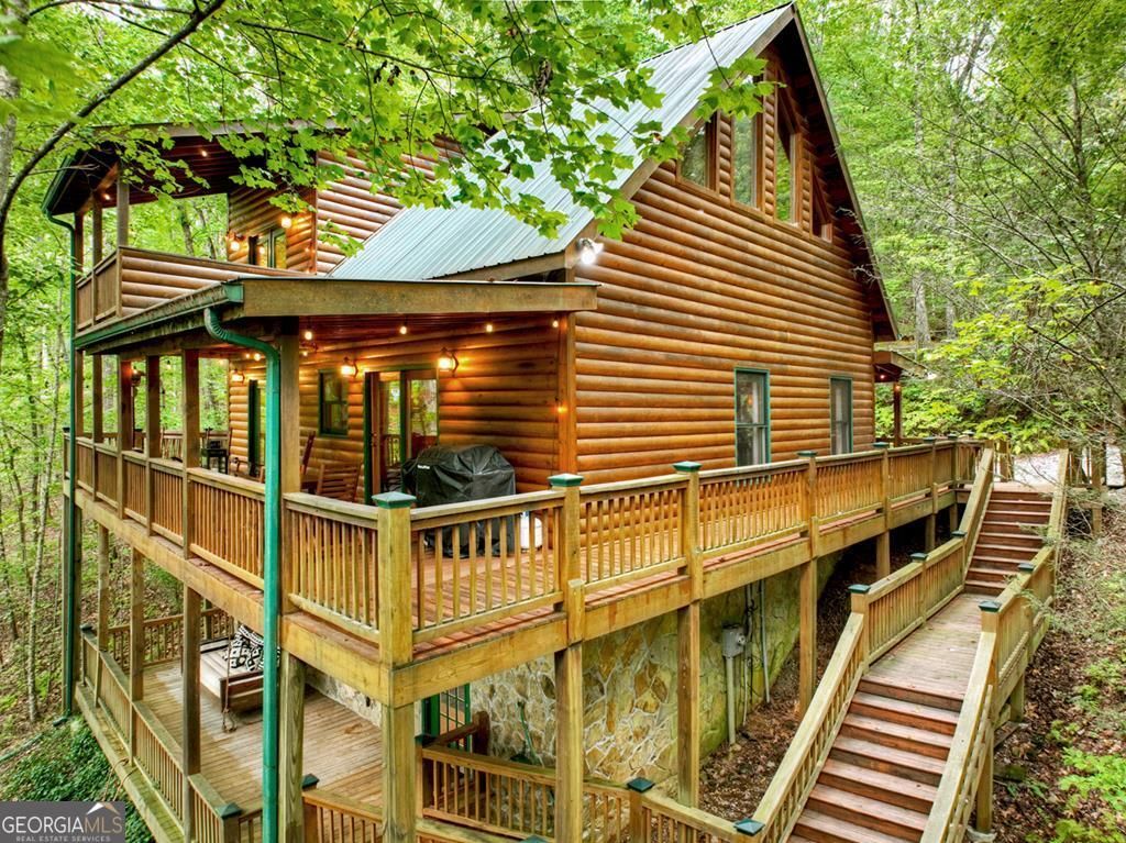 879 Mill Stone Mountain Lane, Blue Ridge, GA 30513